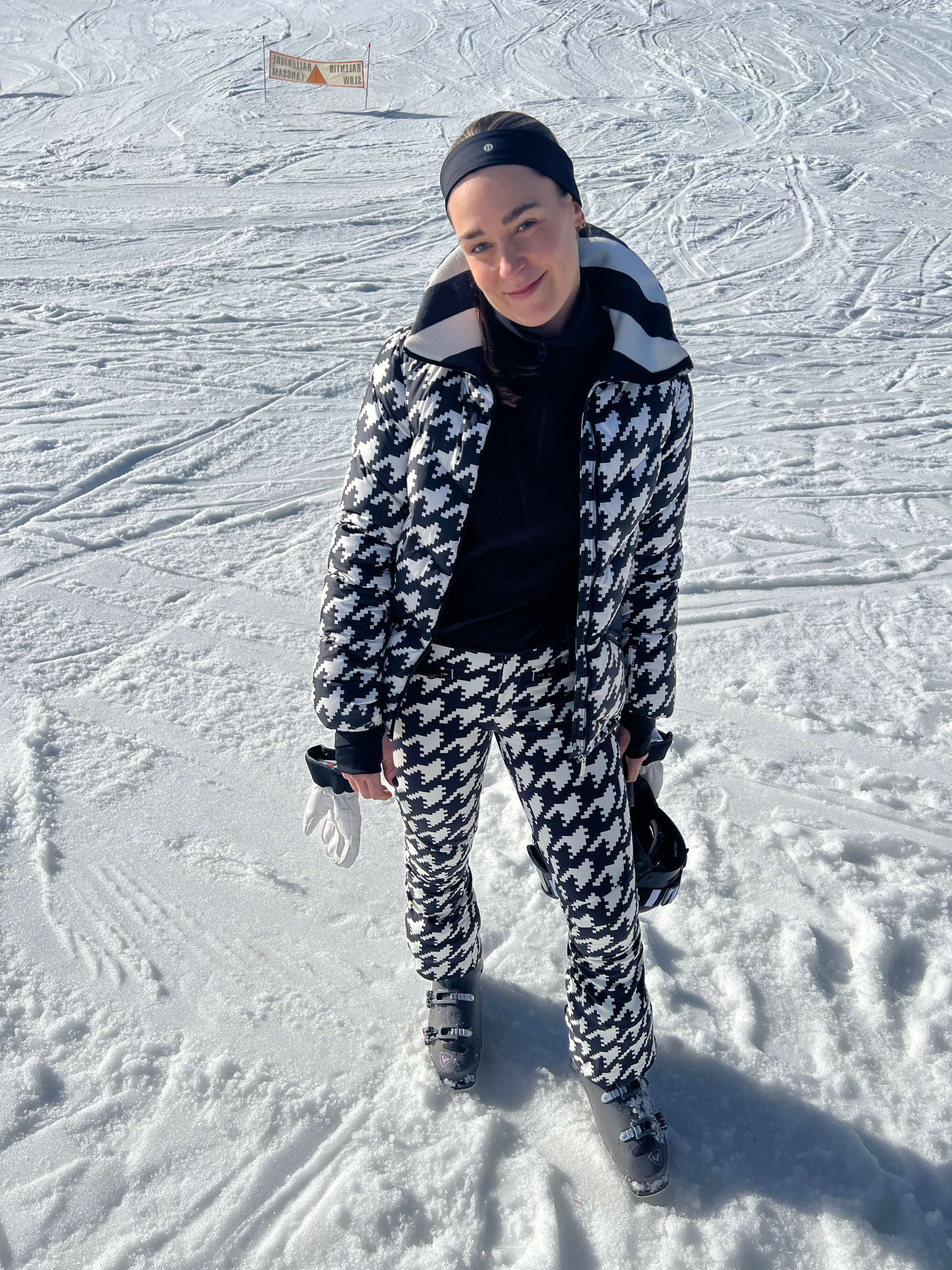 Perfect Moment 'AURORA' Star Gingham Black Print Ski Pants in Size L - MSRP  $550